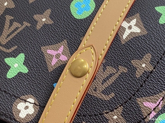 VUITTON Backpack-41*48*13CM CHRISTOPHER LOUIS 0728